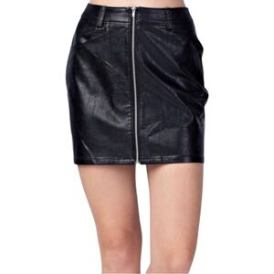 Honey Punch Vegan Black Leather Mini Skirt Full Front Zip Black Pockets Large